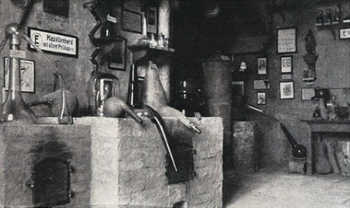 Alkemiskt laboratorium